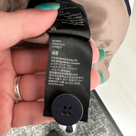 H&M Fitted Striped Blazer - Picture 7 of 10